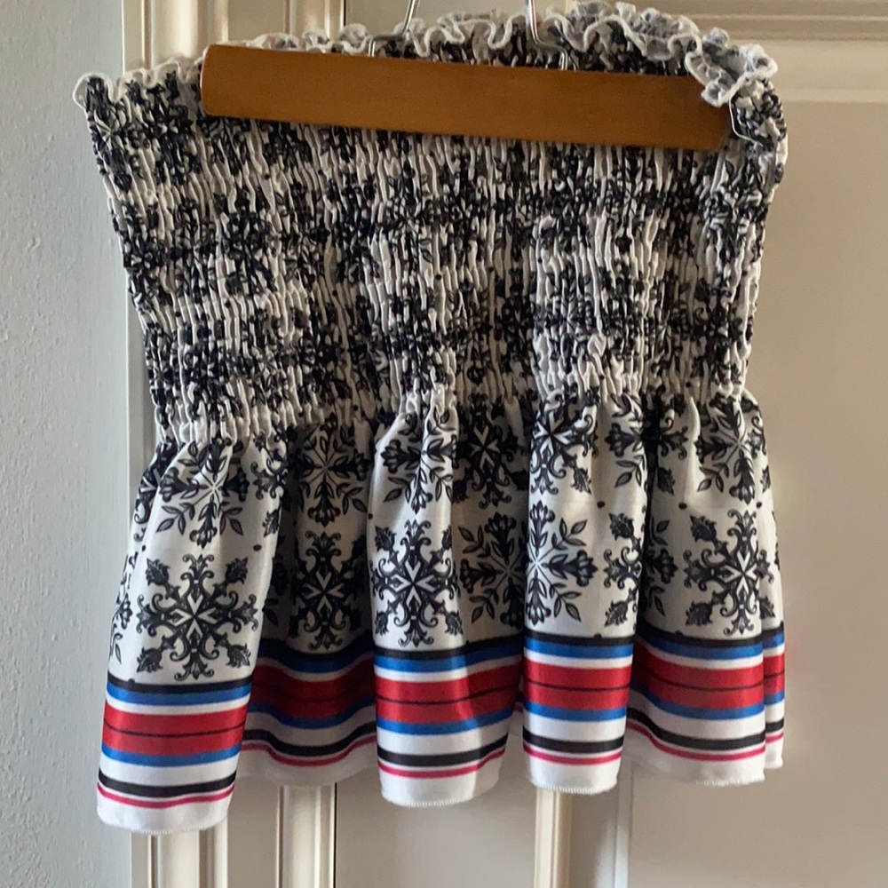 Adorable skirt from ZARA! So cute and comfortable.